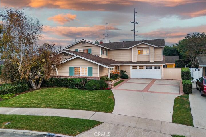 9222 Oriole Avenue  Fountain Valley CA 92708 photo