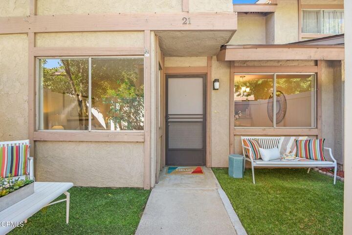 Property Photo: 2447 Huntington Drive 21 CA 91010