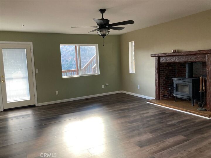 Property Photo: 1620 Edge Cliff CA 92352