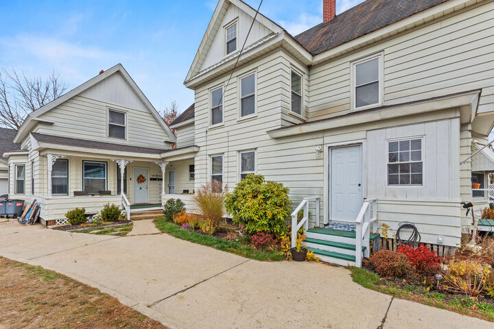 Property Photo: 10 Bodwell Street ME 04073