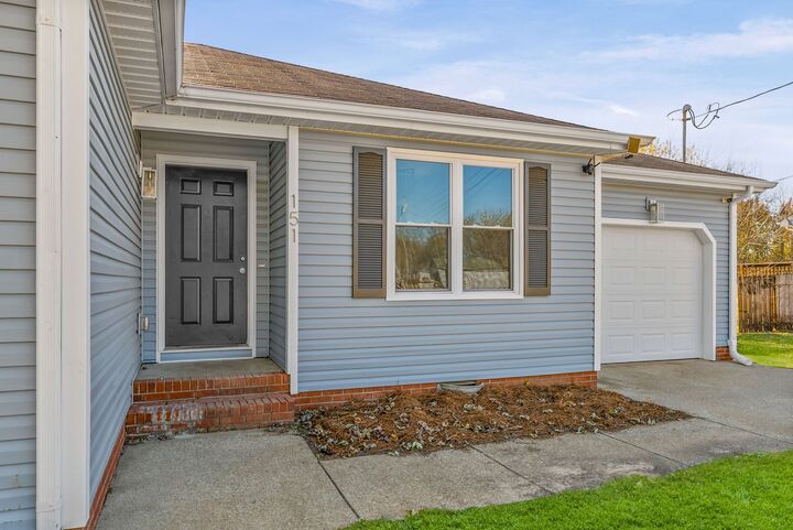 Property Photo:  151 Man O War Dr  KY 42262 