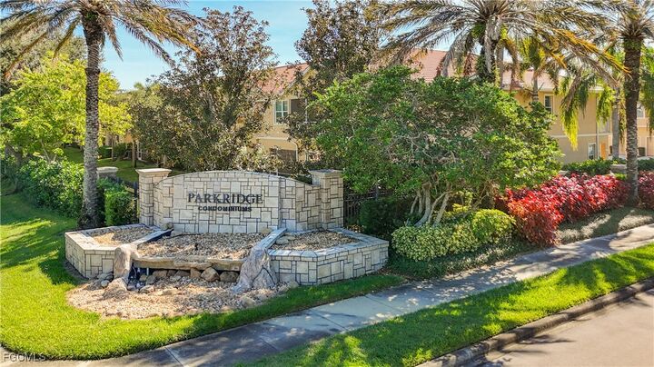 Property Photo: 3668 Parkridge Circle FL 34243