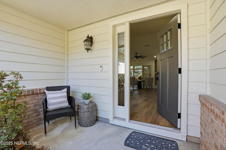 Property Photo: 12423 Playley Green Court FL 32246