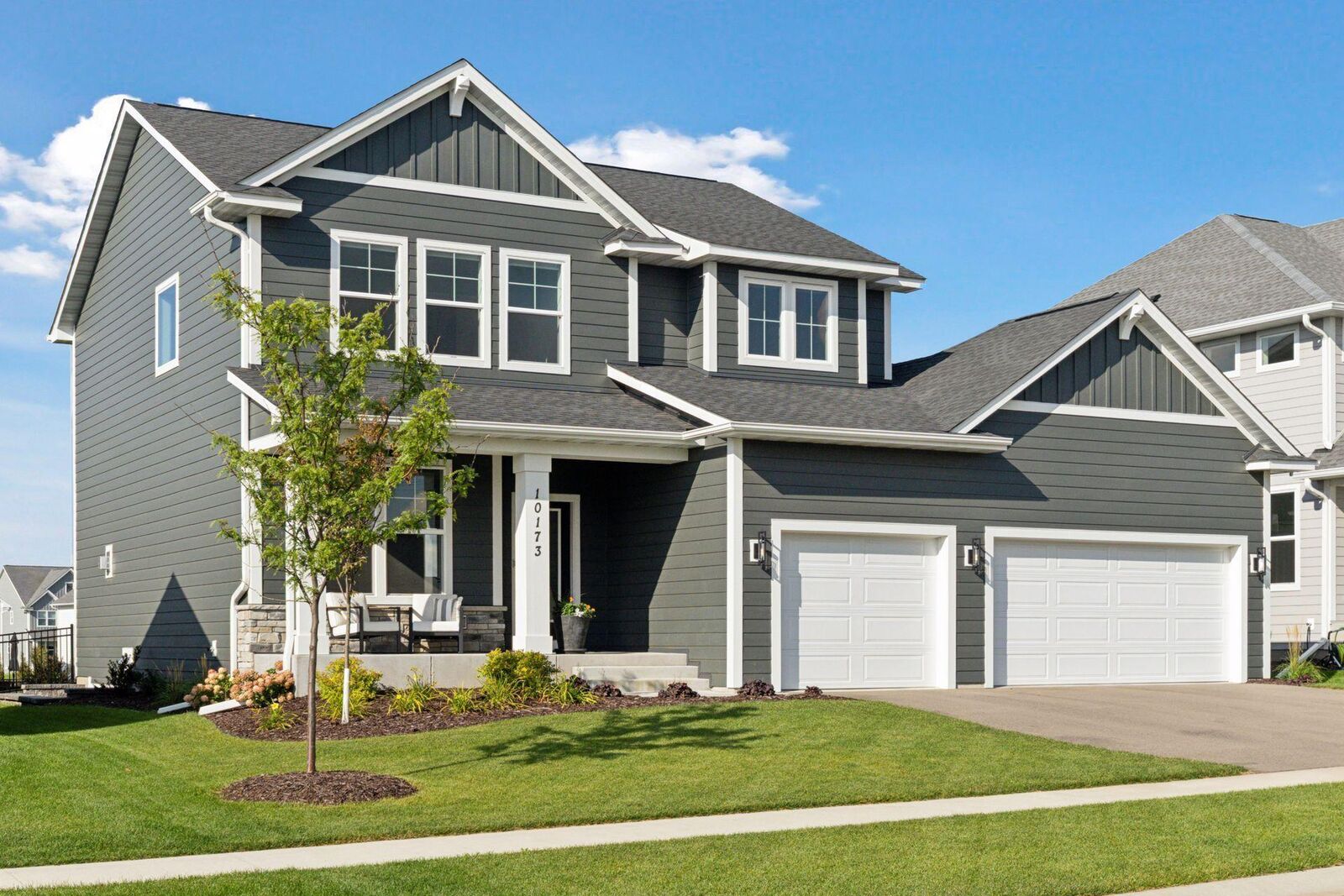 Property Photo:  10173 Arrowwood Trail  MN 55129 