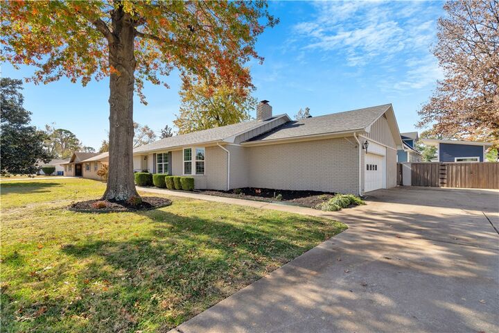 Property Photo: 401 Magnolia Drive AR 72712