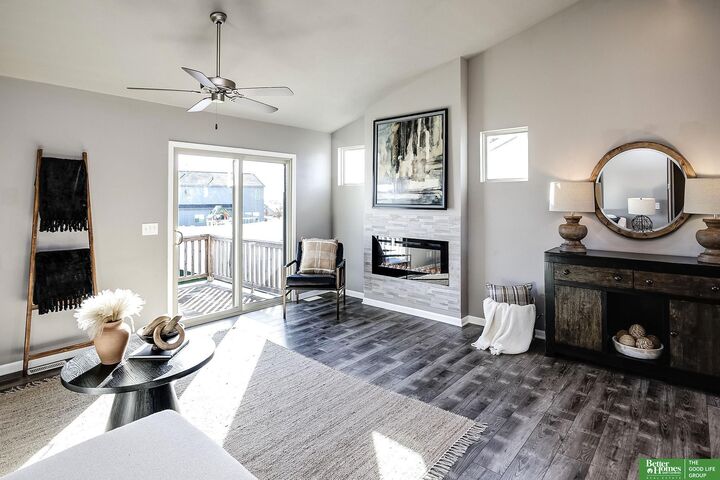 Property Photo:  7377 N 165 Street  NE 68007 