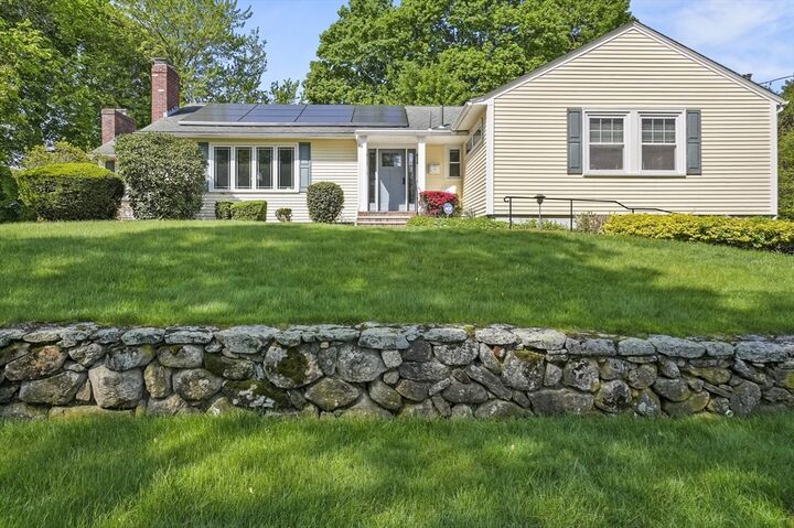 Property Photo:  111 Draper Street  MA 01852 