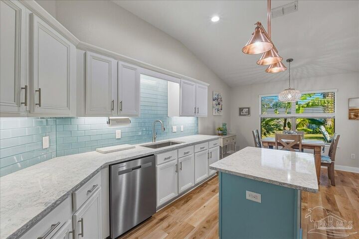 Property Photo:  2571 Stormy Cir  FL 32566 