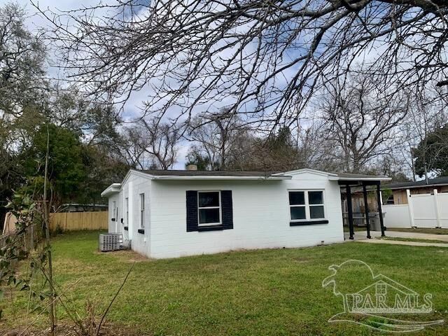 Property Photo:  34 Besma Dr  FL 32506 