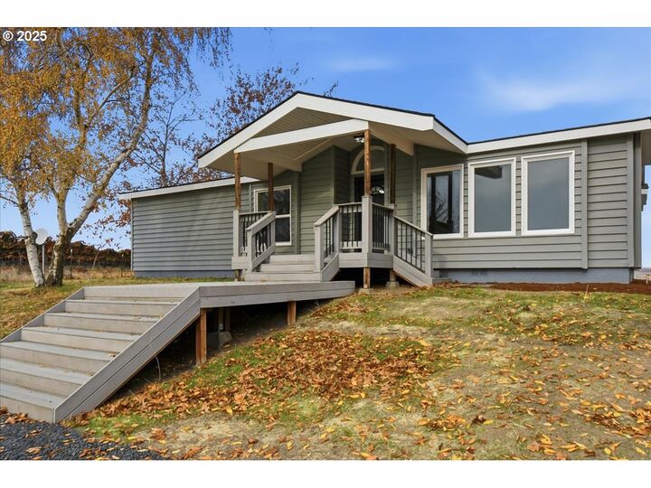 Property Photo:  499 Alderdale Rd  WA 99356 