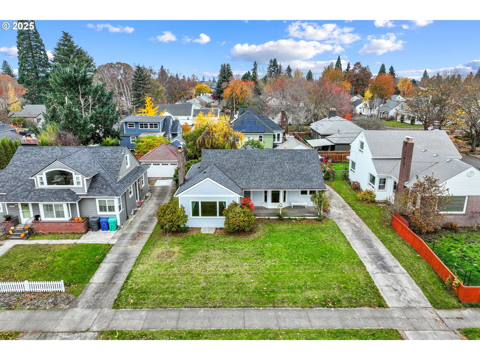 Property Photo: 4703 N Willamette Blvd OR 97203