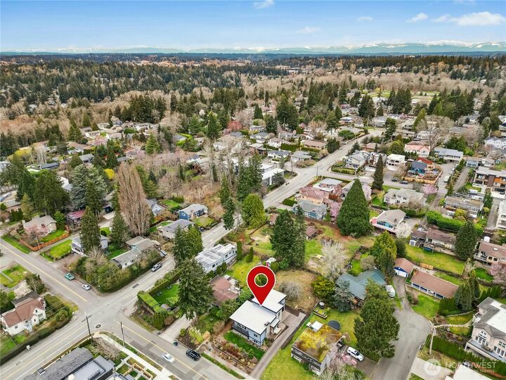 Property Photo: 1710 1st Street WA 98033