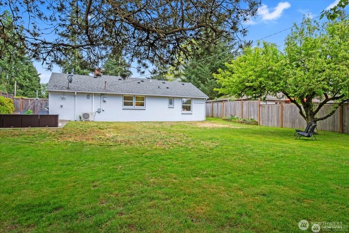 Property Photo: 18031 9th Avenue NE WA 98155