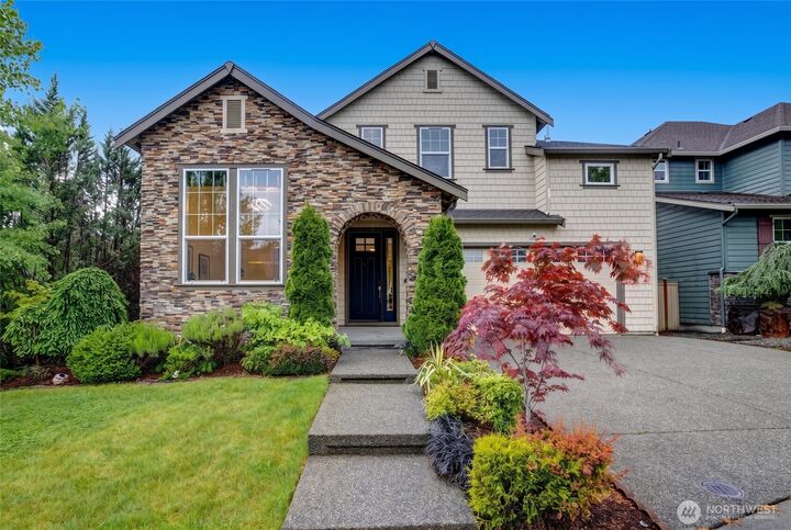 Property Photo:  9327  Satterlee Avenue SE  WA 98065 