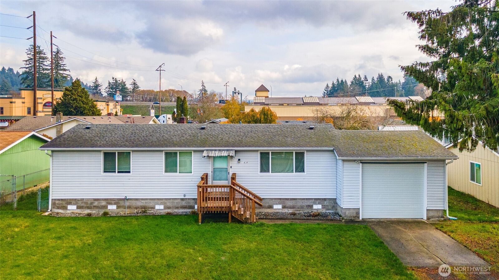 Property Photo: 1418 Jensen Avenue WA 98531