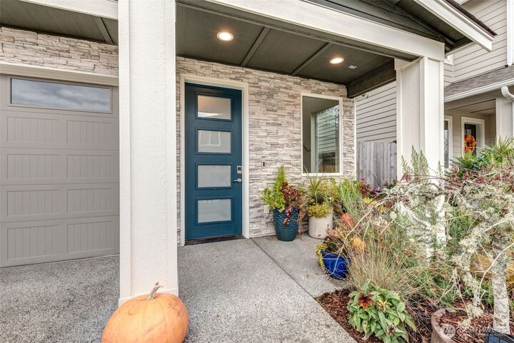 Property Photo: 2453 168th Place NE WA 98271