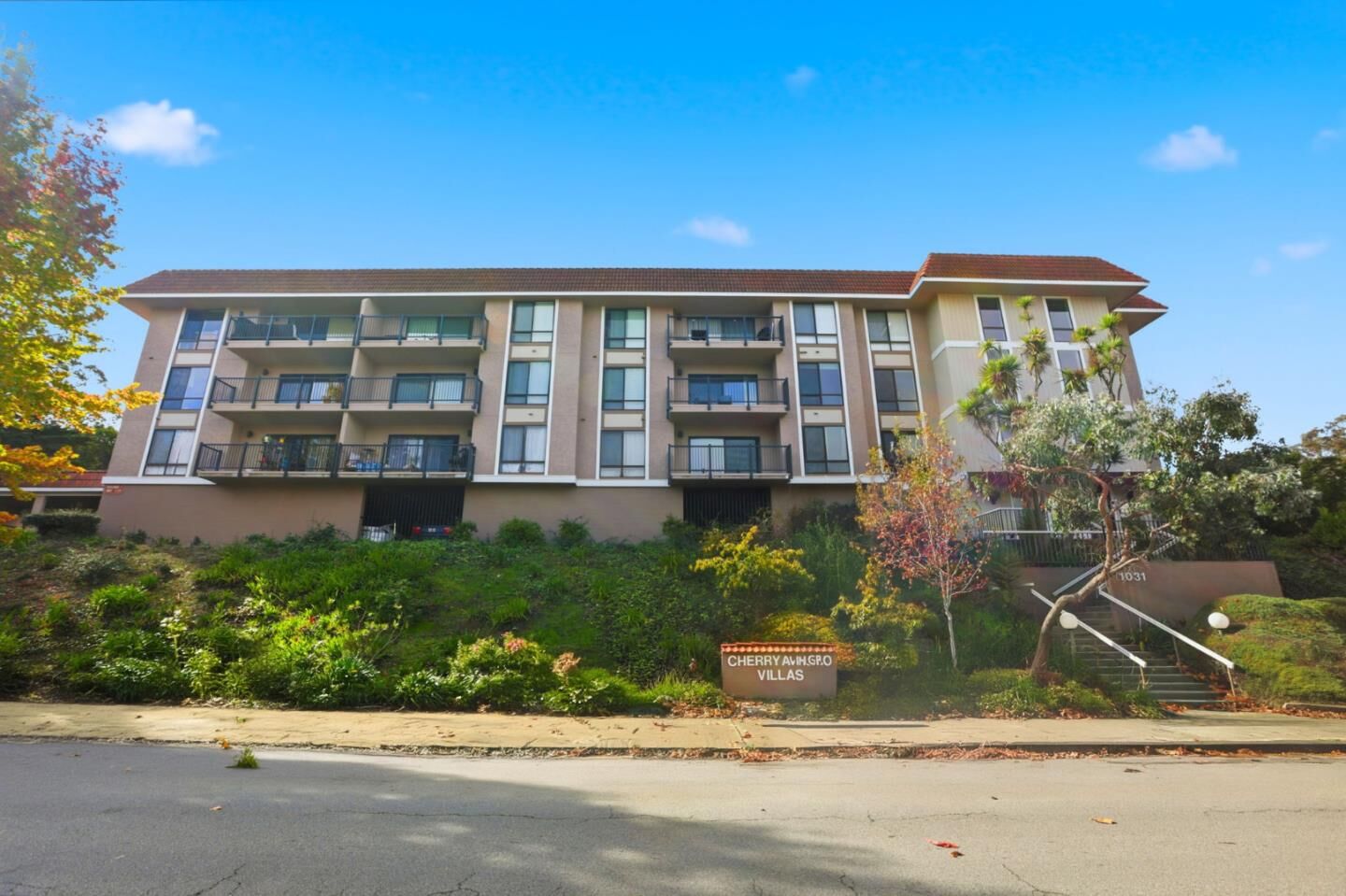 Property Photo:  1031 Cherry Avenue 63  CA 94066 