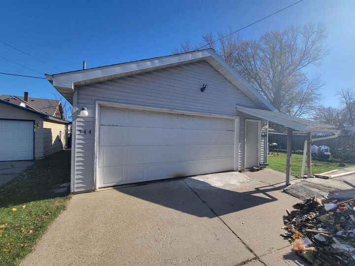 Property Photo:  544 North Chatham Street  WI 53548 