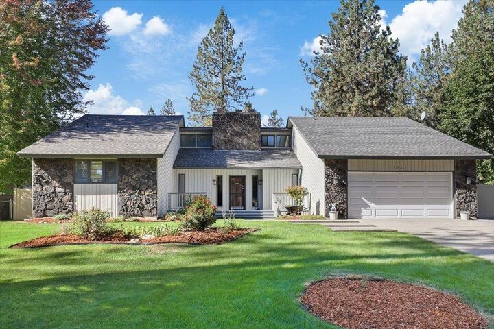 Property Photo: 15709 N Glencrest Ct WA 99208