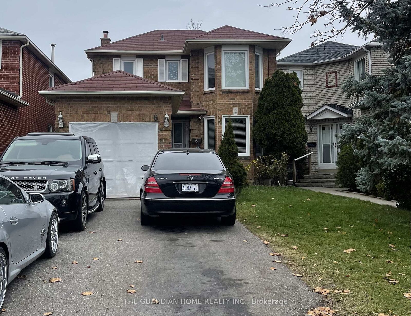 Photo de la propriété: 6 Scarbell Drive ON M1C 3Z6