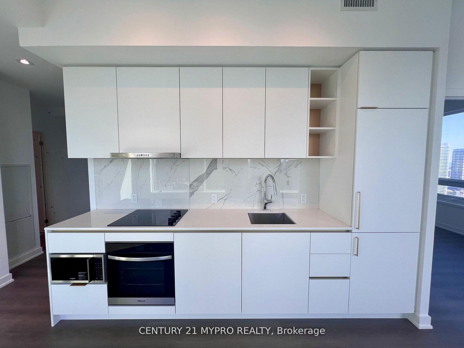 Property Photo: 8 Wellesley Street W 3616 ON M4Y 0J5