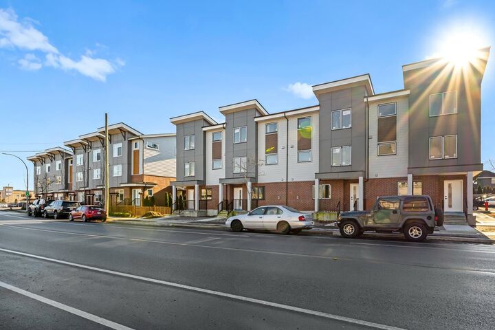 Property Photo: 22348 48 Avenue 2 BC V3A 3N5
