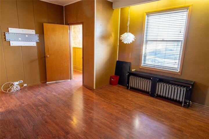 Property Photo: 832 Minto Street MB R3G 2R5