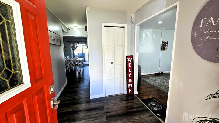 Property Photo: 7 Stradford Road NJ 08859