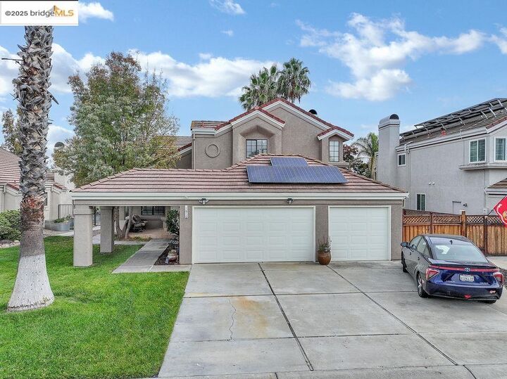 Property Photo: 1915 Edgeview Way CA 94505
