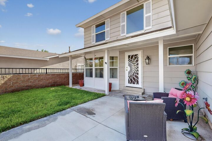 Property Photo: 5420 Hayes Drive NW NM 87120