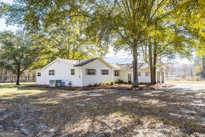 Property Photo:  83 Manning Lake Road SW  GA 30165 