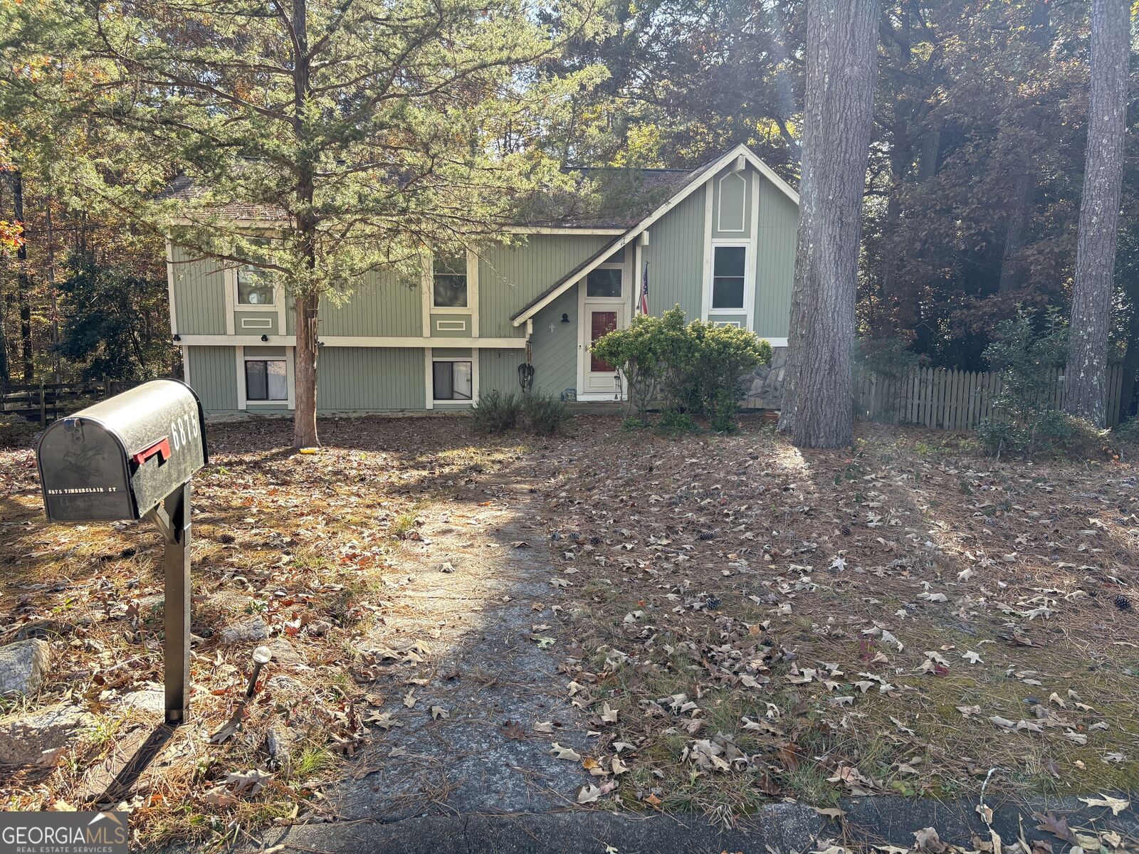 Property Photo: 6875 Timberclair Court GA 30058