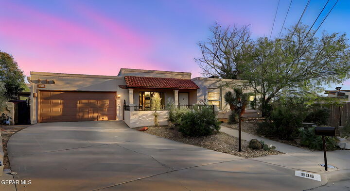 836 Espolon Drive  El Paso TX 79912 photo