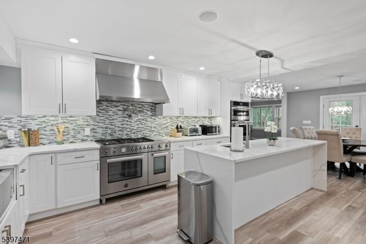 276 River Dr  River Vale Twp. NJ 07675 photo