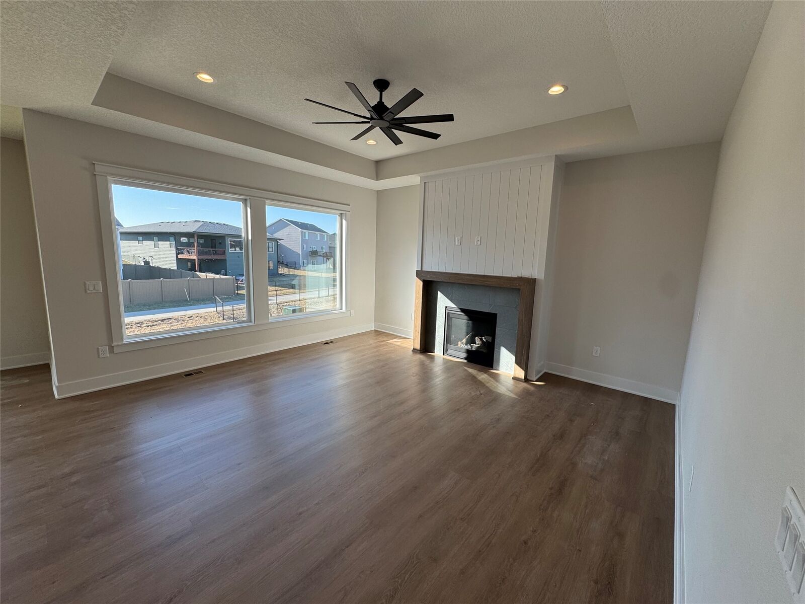 Property Photo:  325 11th Street NW  IA 50035 