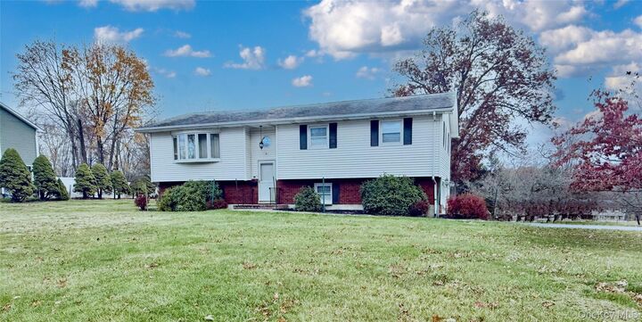 31 Rose Street  Florida NY 10921 photo