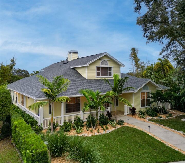 Property Photo:  266 Florida Boulevard  FL 34681 