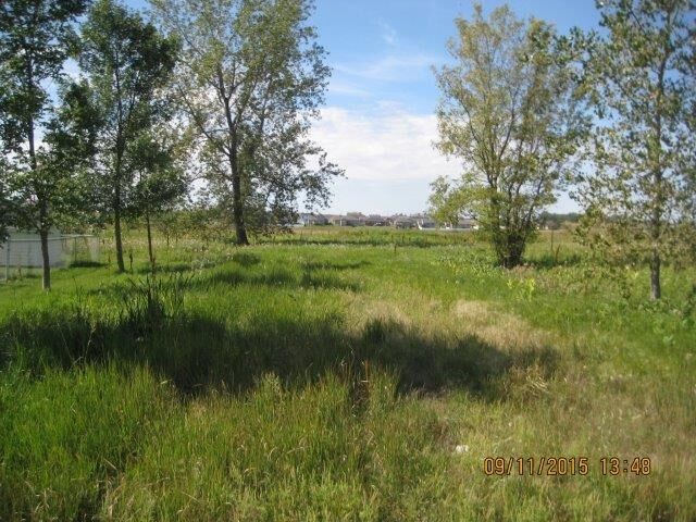 Property Photo: 920 26 1/2 Ave NW ND 58703
