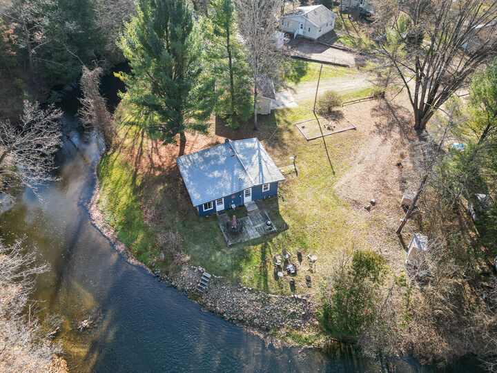 Property Photo:  350 Deer Path Lane  MI 49305 