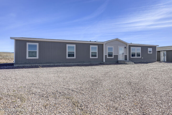 Property Photo: 26927 N Chicory Way AZ 86334