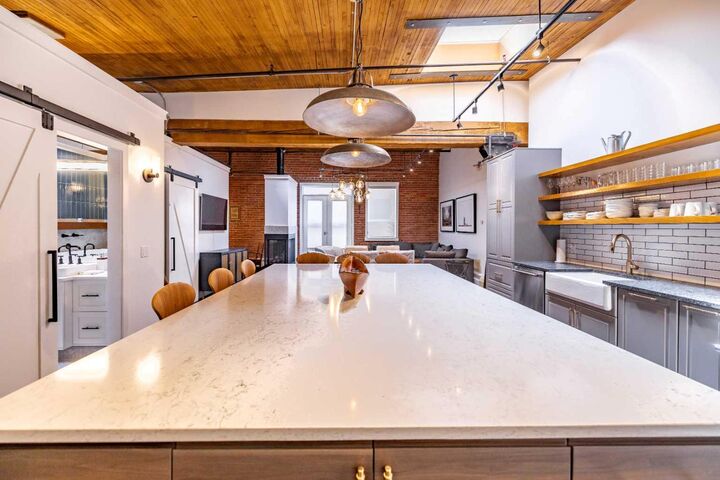 Photo de la propriété: 535 10 Avenue SW 505 AB T2R 0A8