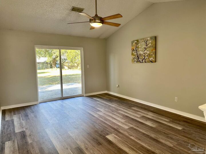 Property Photo:  10714 Silver Creek Dr  FL 32506 