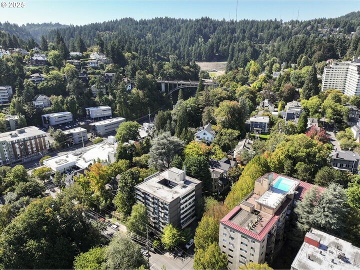 Property Photo: 2020 SW Main St 405 OR 97205