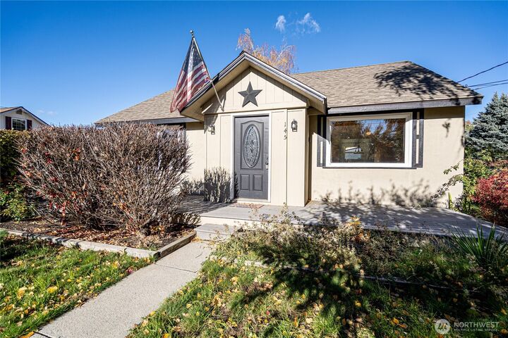 Property Photo:  145 N Harris Avenue  WA 98831 