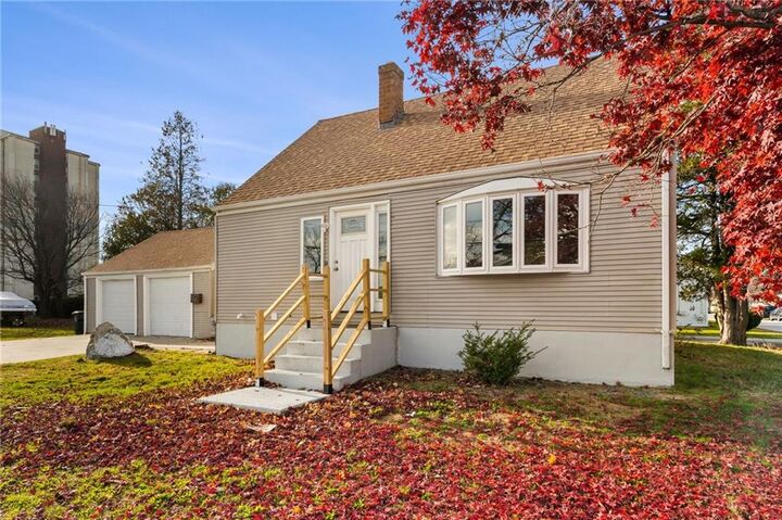 56 Irving Avenue  East Providence RI 02914 photo