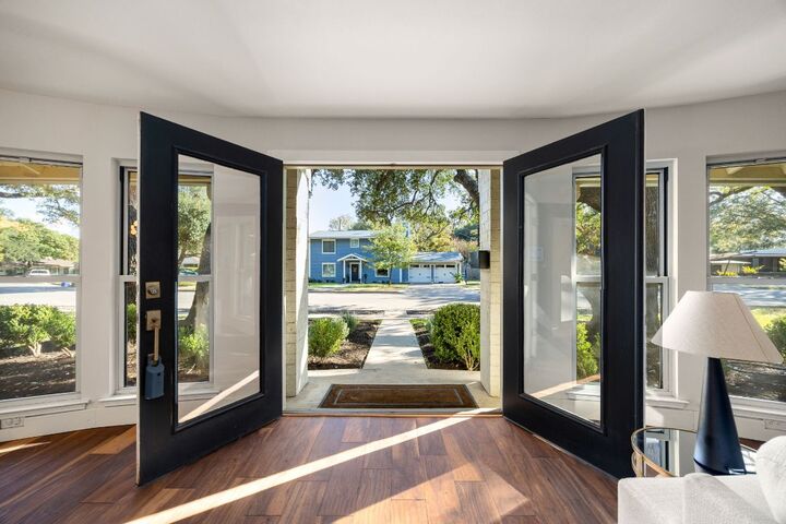 Property Photo: 3006 Carlisle Drive TX 78757