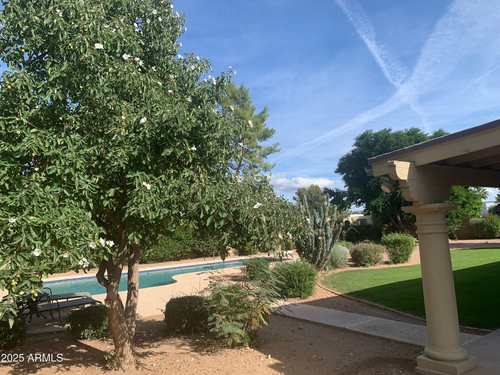 Property Photo: 11047 N 50th Street AZ 85254