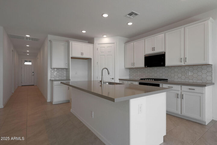 Property Photo: 23017 E Diana Way AZ 85142