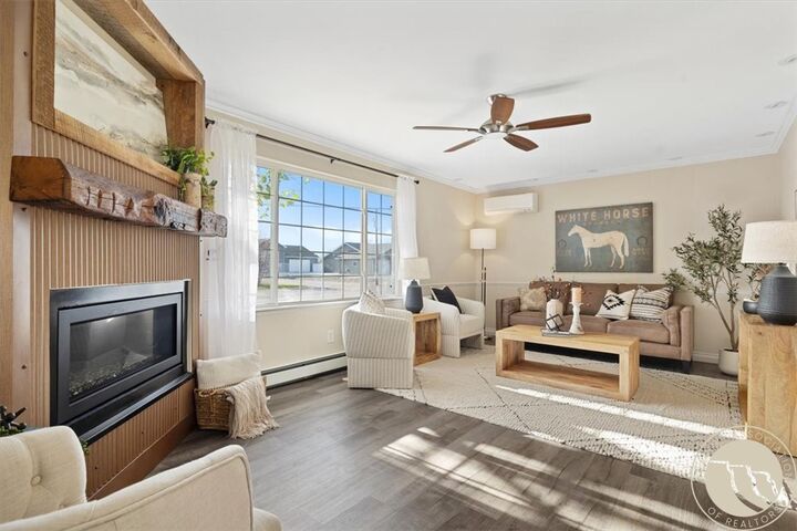 Property Photo: 1805 E Maryland Lane MT 59044