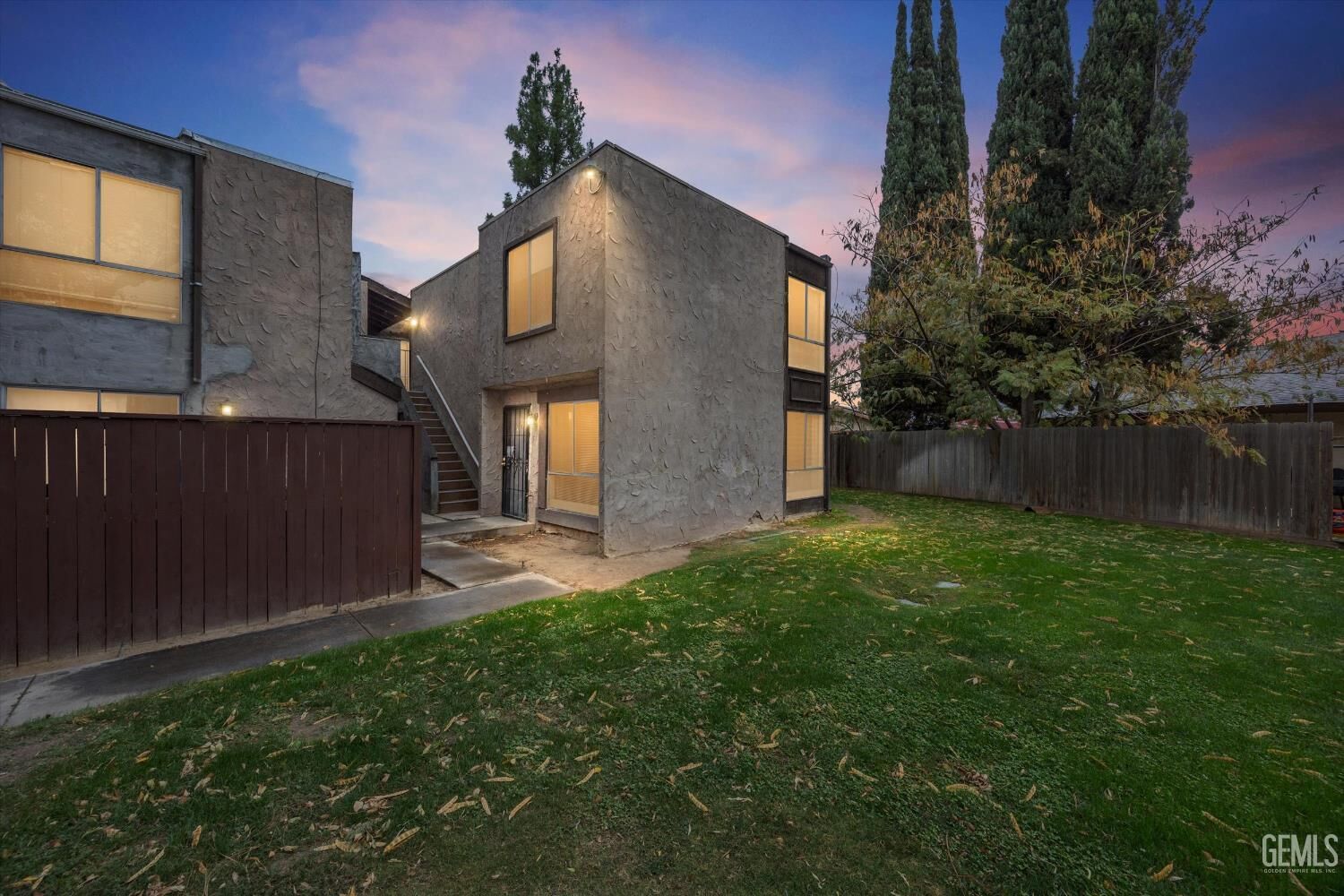 Property Photo:  5908 Almendra Court C  CA 93309 